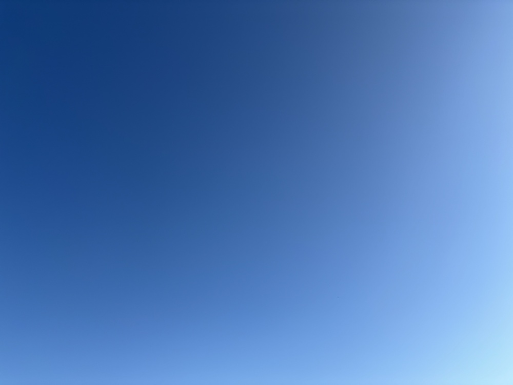 青い空